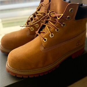 Timberland Wheat/Tan Nubuck Lace-Up Boots